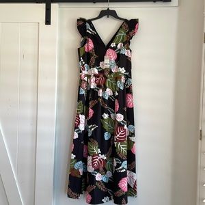 Boden Dress with pockets. New with tags. Never worn. Zip up back.